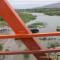 ...Auto im Fluss--kein Unfall--eine Waschanlage......