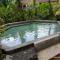 ..und stillen Pools..