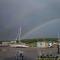Als wir nach Tallinn kommen, entlädt sich ein heftiges Sommergewitter. Die Strassen sind teilweise überflutet. An unserem Stellplatz im Sportboothafen von Pirita empfängt uns ein Regenbogen.
