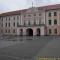 ..das Estnische Parlament...