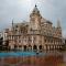 ...das Rathaus......