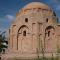 ein tolles Mausoleum aus Vor-Islamischer Zeit...unten Oktogon..darauf..na seht selbst..