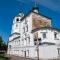 ...wir sind in Irkutsk..1661 gegründet...600T Einwohner...die Nikolauskirche...eines der 3 ältesten Gebäude der Stadt....