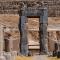 ...es ging dann mit Alexander dem Großen schnell zu Ende...er plünderte und setzte Persepolis in Brand.....die damals wohl schönste "Stadt" der Erde....