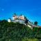 ..vorbei am der Burg Hohenwerfen....erreichen wir bald bayrischen Boden...und brauchen einen neuen Coronatest...auf geht's...