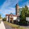 Fussweg zur Altstadt.....an der Stadtmauer und dem Main entlang....