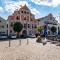 .der Marktplatz von Kelheim an der Donau.....der Baustil ist ?????