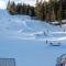 ..ganz modern mit Freestile Piste....rechts im Bild....