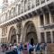 ...Palast der Guell...reiche Familie ....Sponsoren von Gaudi...von Ihm erbaut...