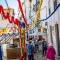 ..in der Alfama..wird für die Feste der Heiligen im Juni gearbeitet...