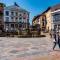 ....Hauptplatz...vor Kathedrale...