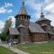 ..und eine kleinere Winterkirche....beneizbar....